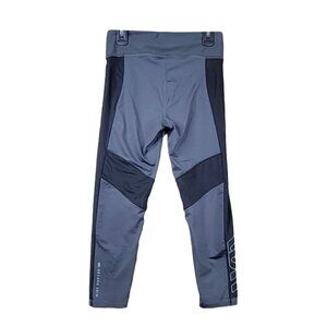 SECOND SKIN Compression Crop Leggings Gravel Size Small